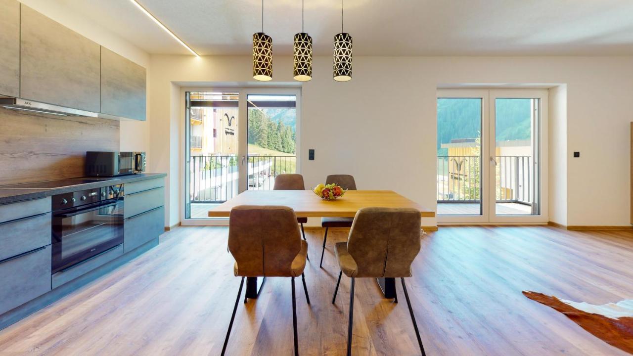 Pitzplus Appartements Sankt Leonhard im Pitztal Buitenkant foto